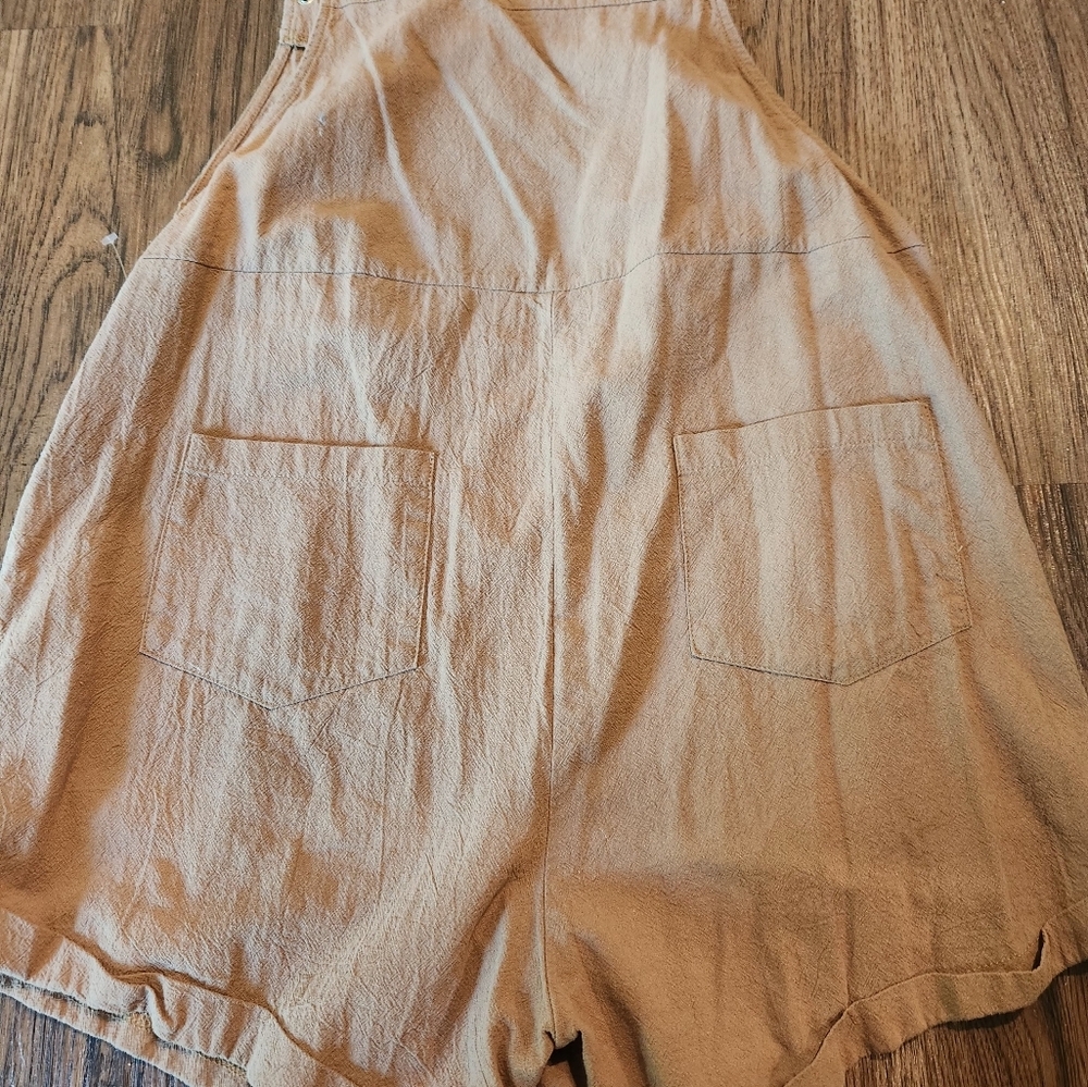 Tan Gauze Romper - Picture 3 of 4